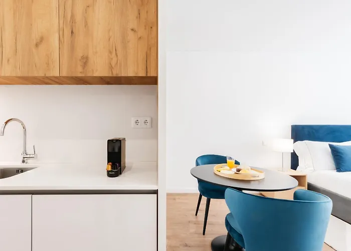 Feel Lapa Collection Flats *