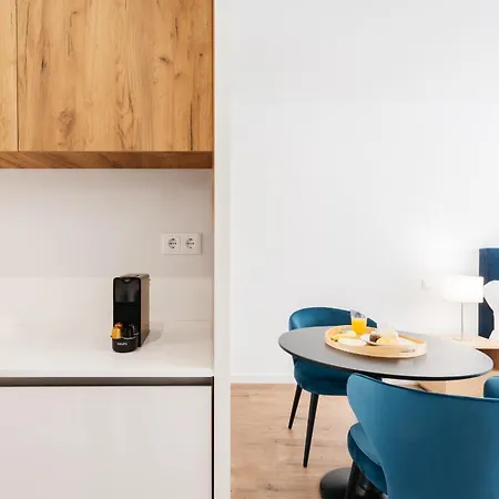 Feel Lapa Collection Flats *