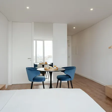 Feel Lapa Collection Flats