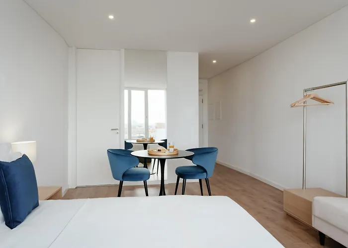 Feel Lapa Collection Flats